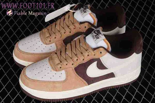 Nike Air Force 1'07 Low Blanc/Brun BL3099-233-02 Nike Air Force 1'07 Low Blanc/Brun BL3099-233-02